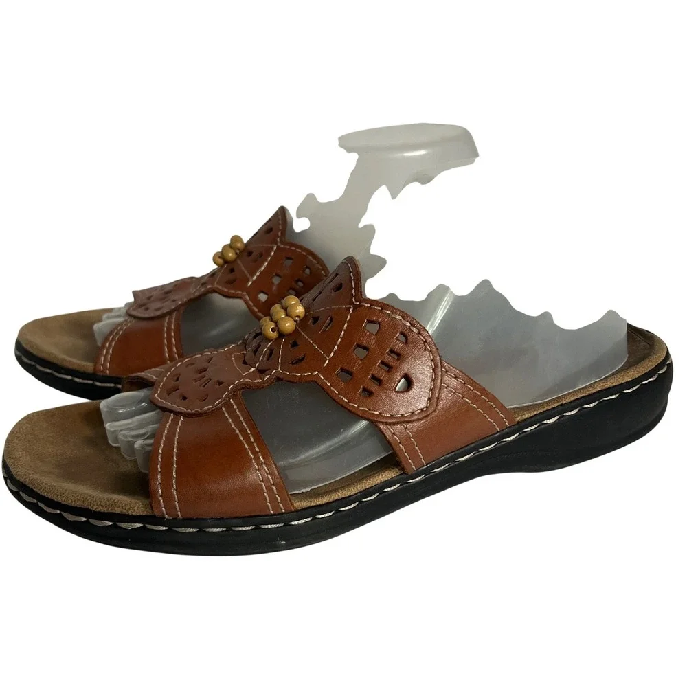 Clarks Slide Sandals Women 10 Brown Leather Floral Laser Cut Beads 26065703